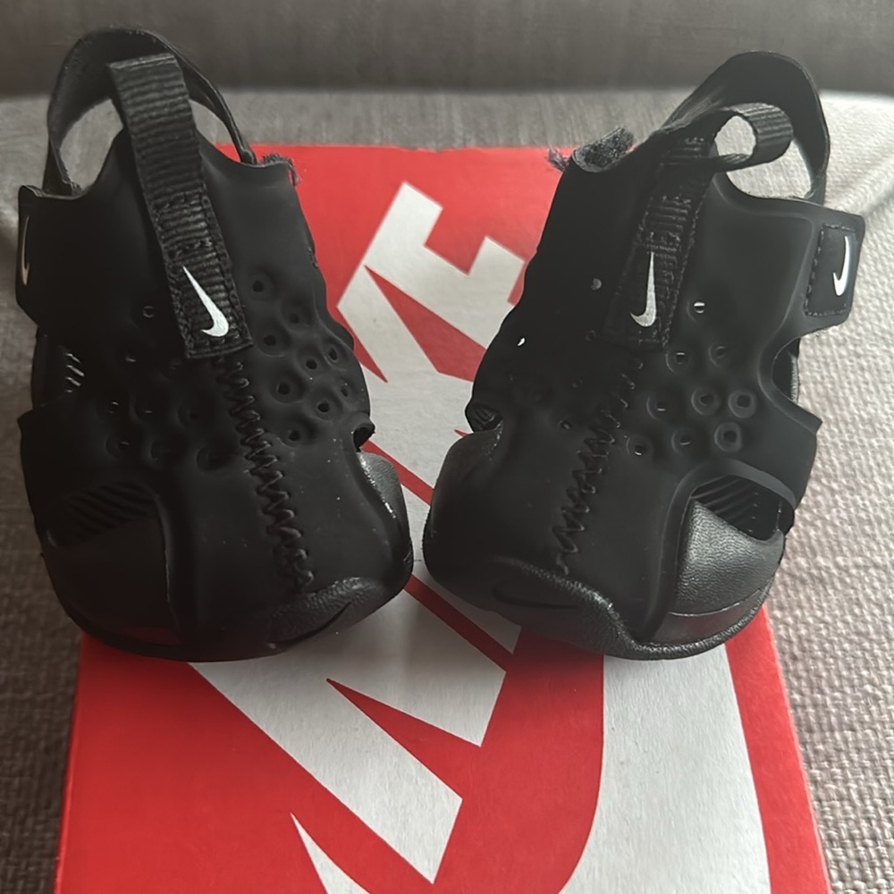 Nike Black Kids Sandals